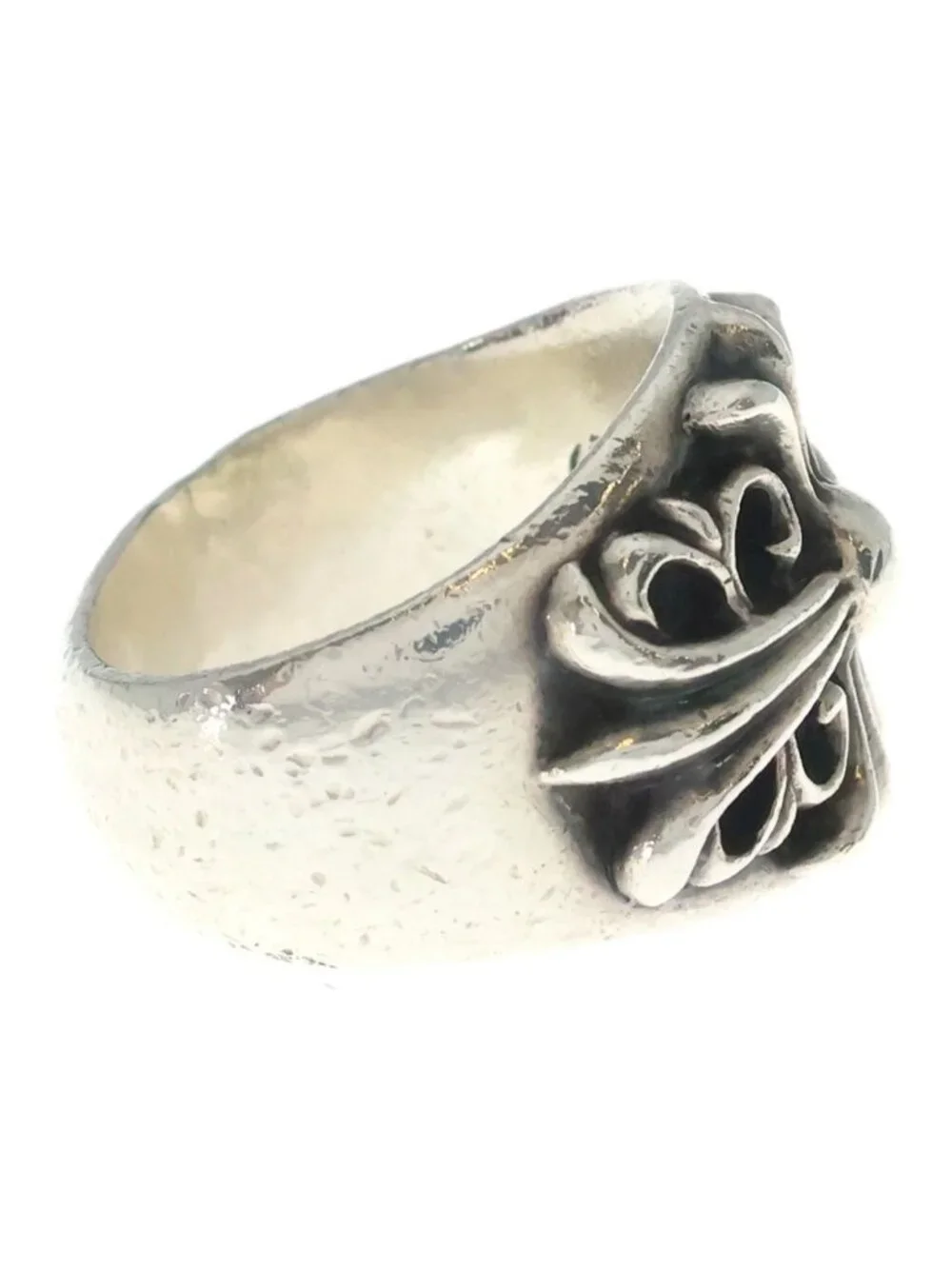 Chrome Hearts keeper ring