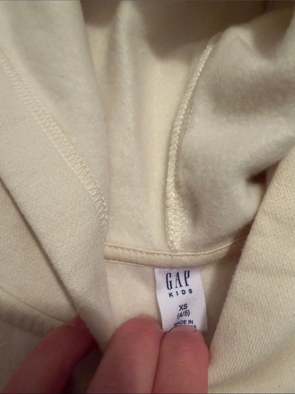 GAP cream zip