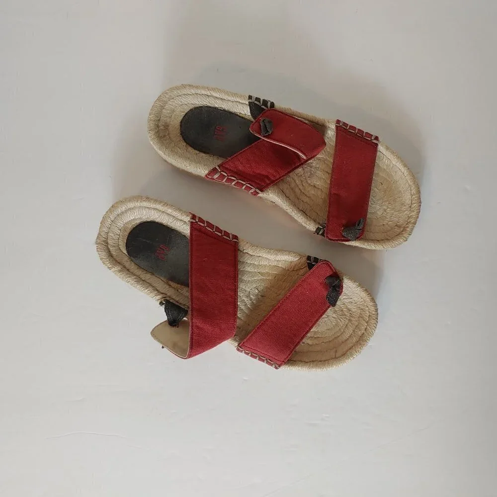 GAP slip espadrilles