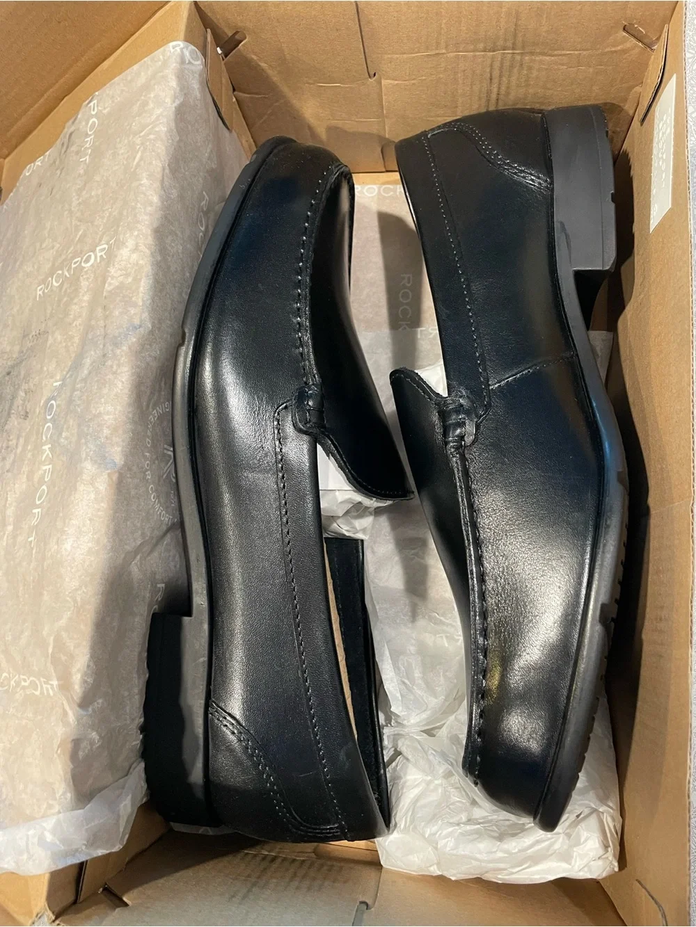 Never Worn - Rockport Men’s Black Leather Slip-On Loafers