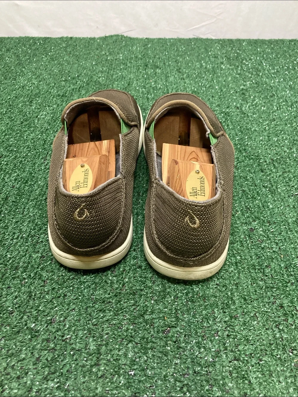 OluKai great odor