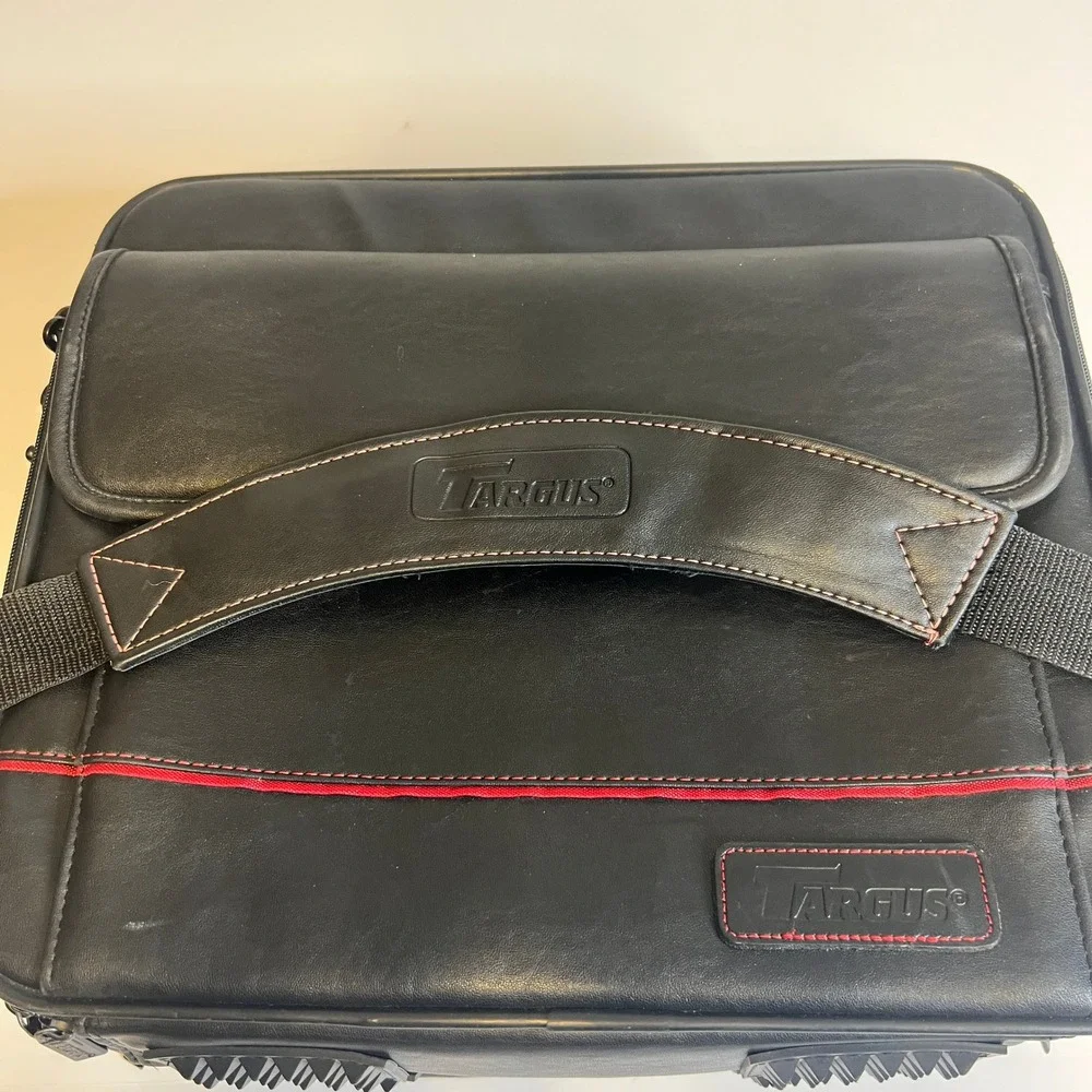 Targus laptop messenger