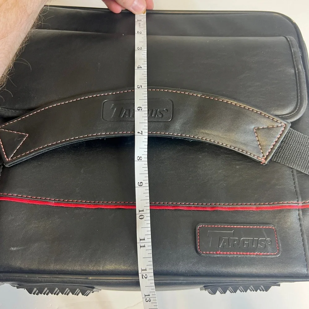 Targus laptop messenger