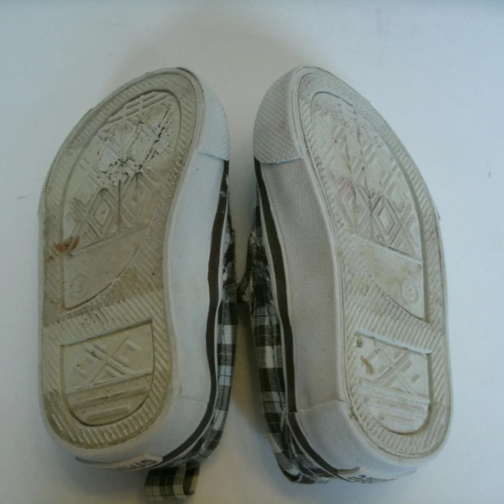 Gymboree boy slip