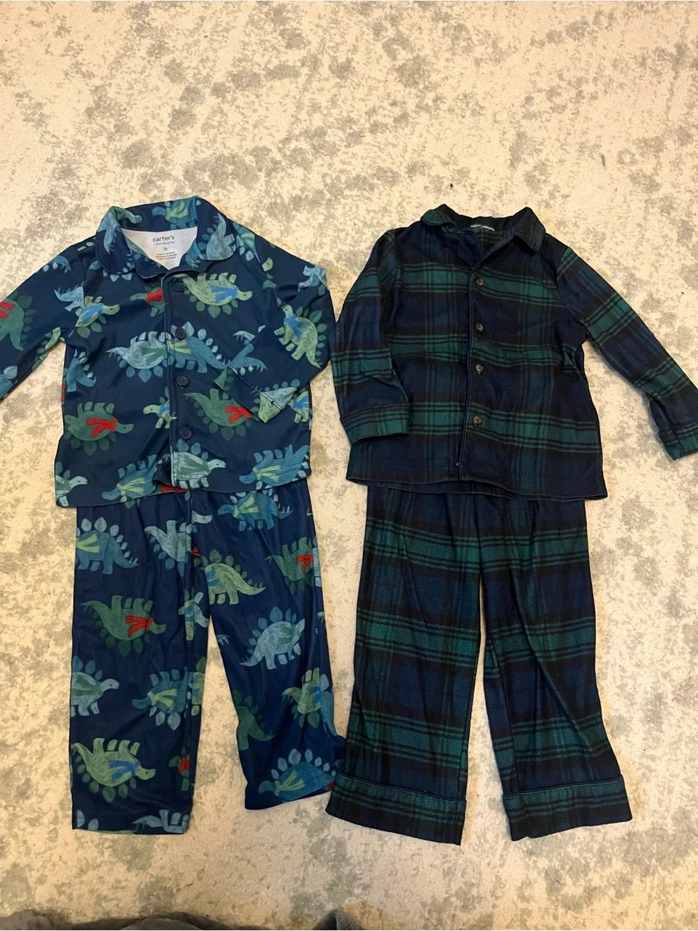 Carters size 2t