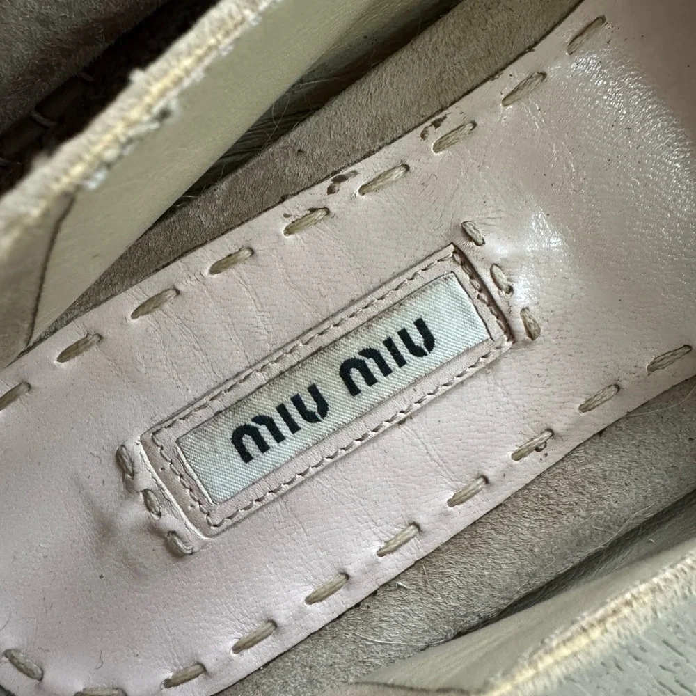 Miu Miu questions leave