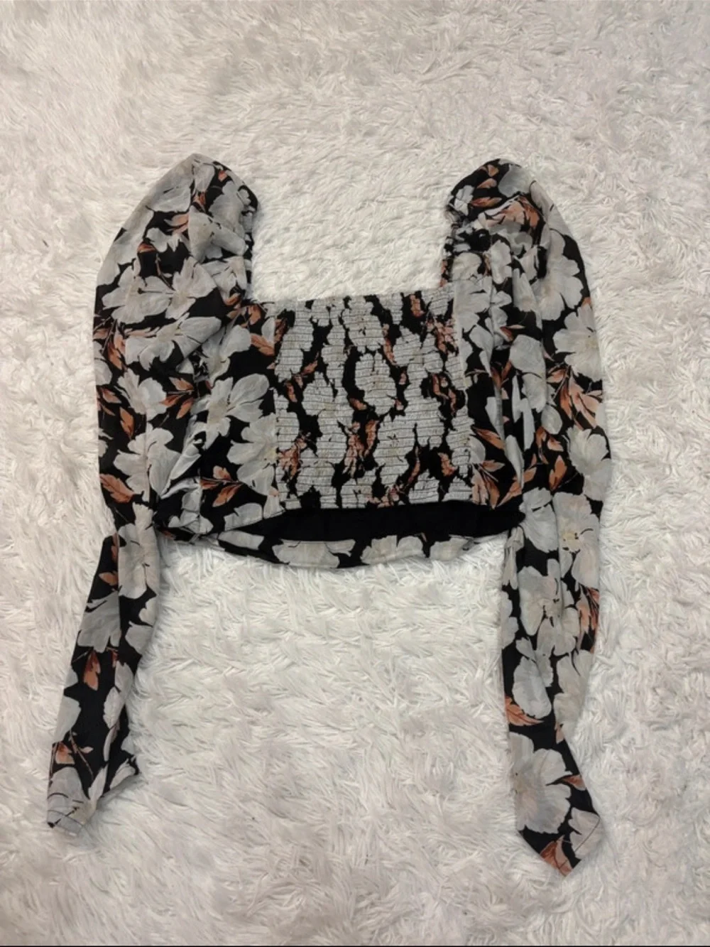 Abercrombie & Fitch chic cropped