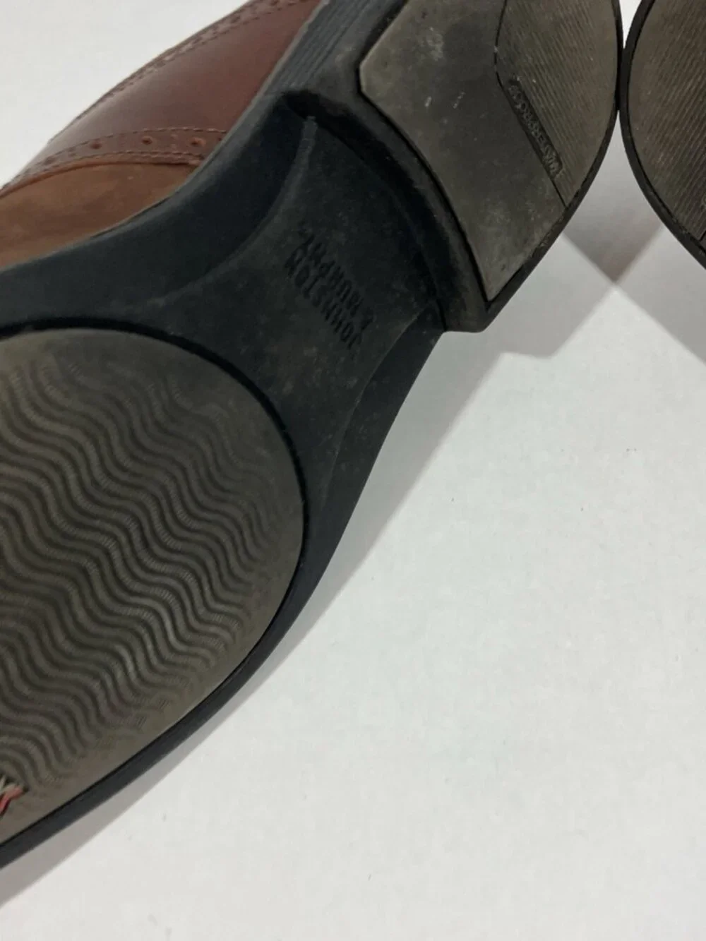 Johnston & Murphy men leather