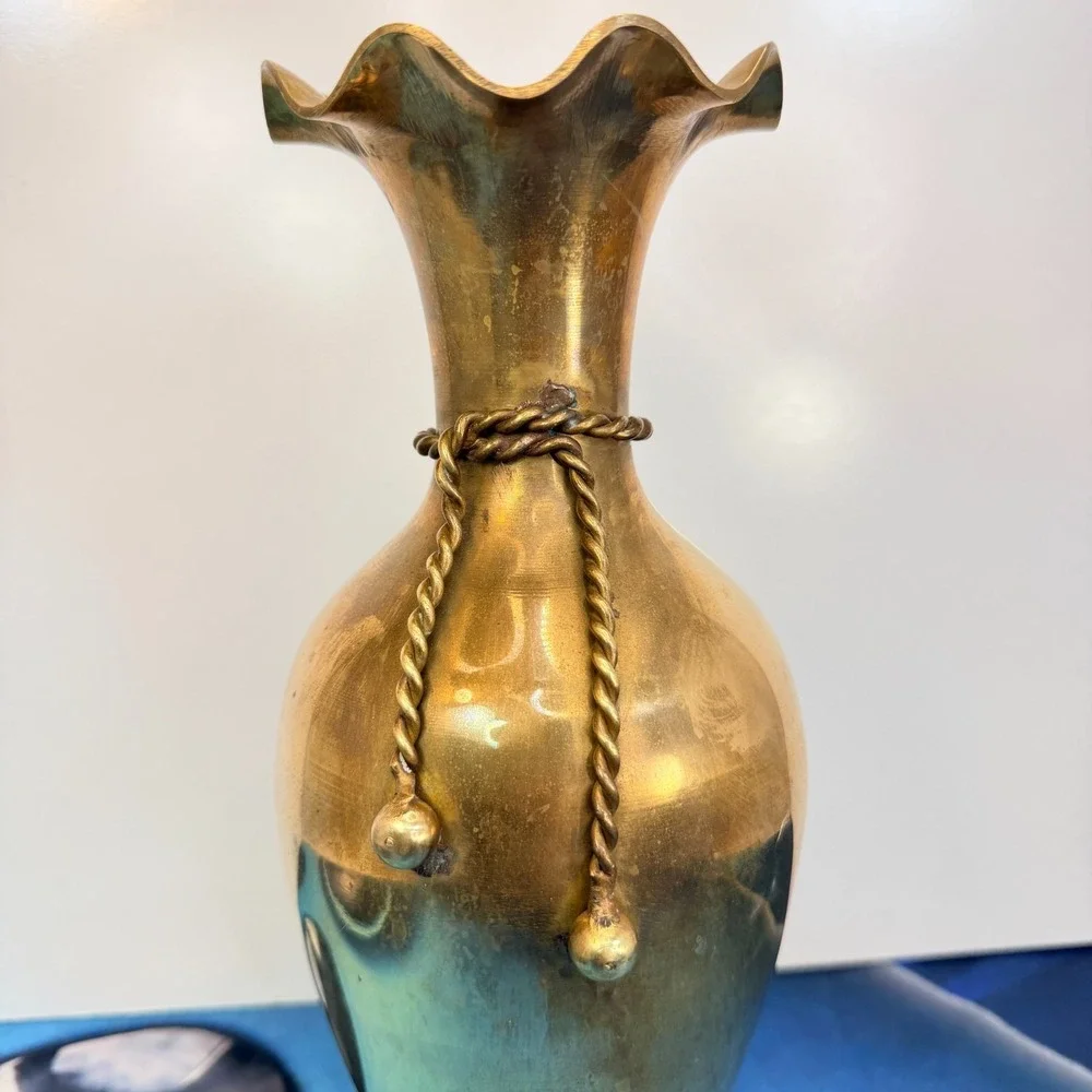 Vintage Brass Ruffled Vase 13