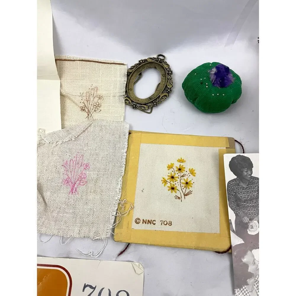 Lot vtg craft