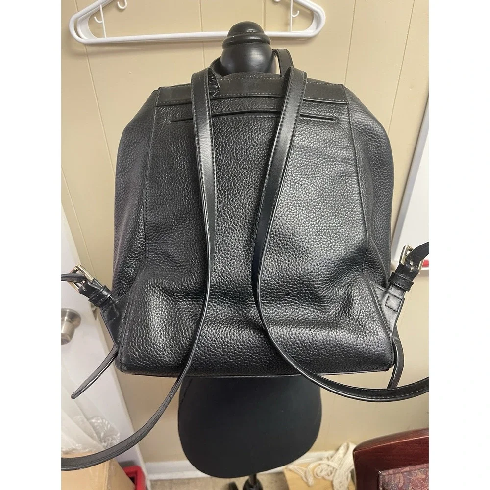 Michael Kors Ginger Flap Drawstring‎ Backpack Medium Pebbled Black