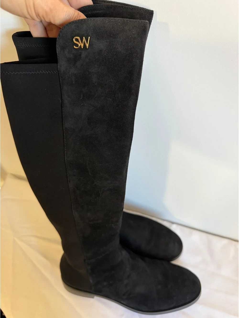 Stuart Weitzman style tone back