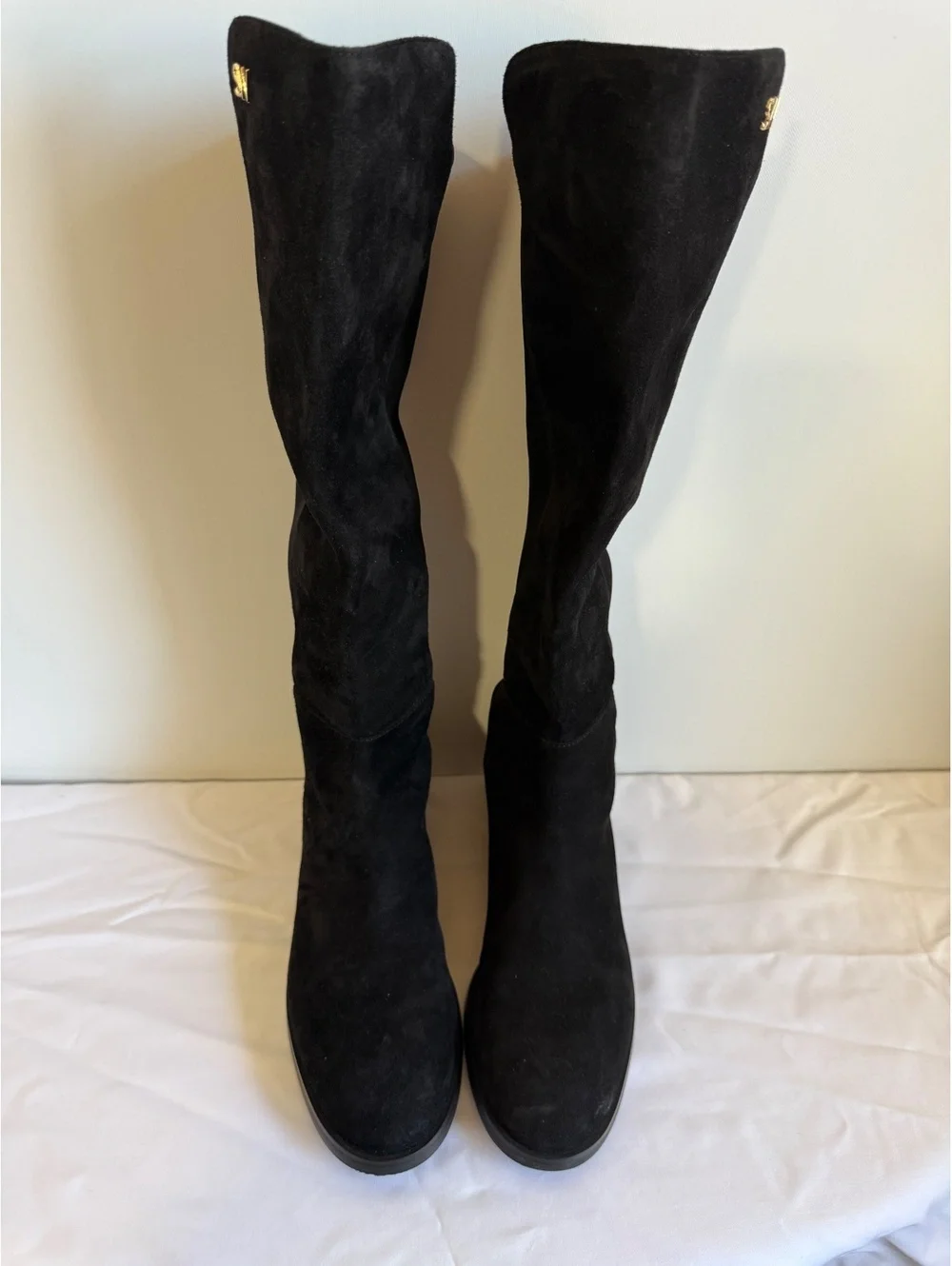 Stuart Weitzman all please upper