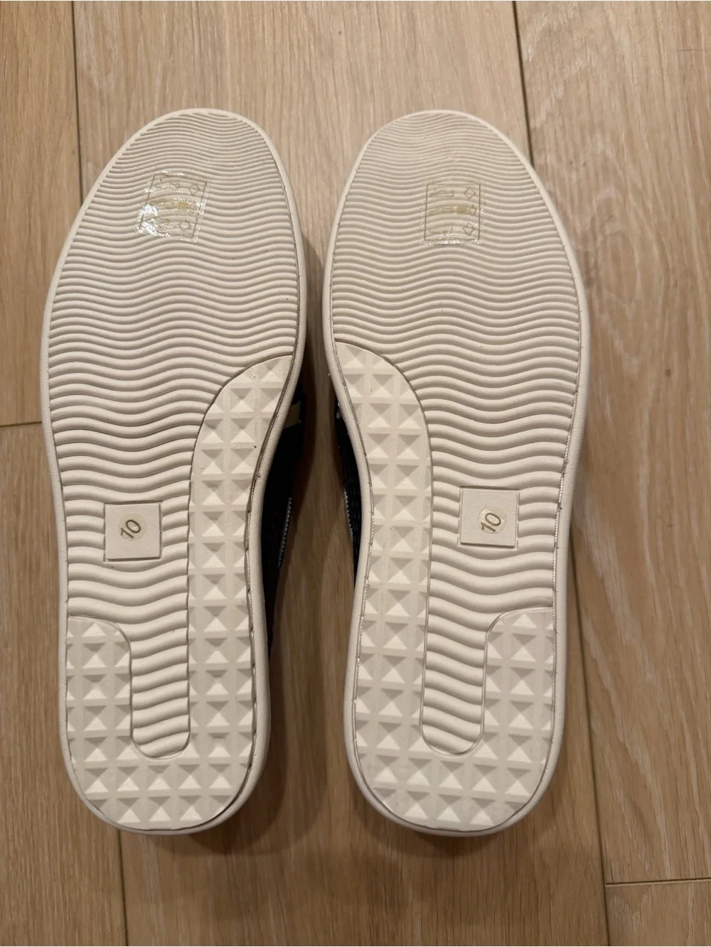 Tahari classic slip