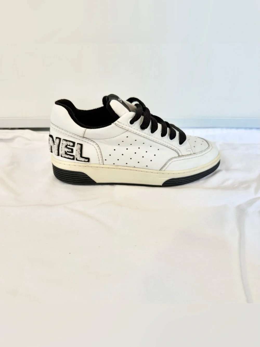 CHANEL authentic classic