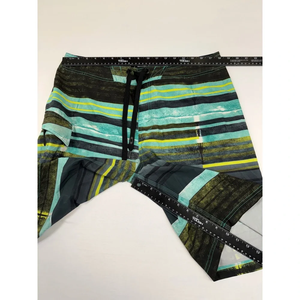 Oakley board shorts
