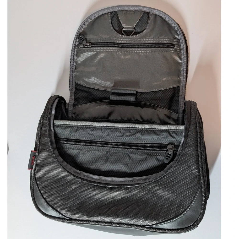 Tumi tech travel