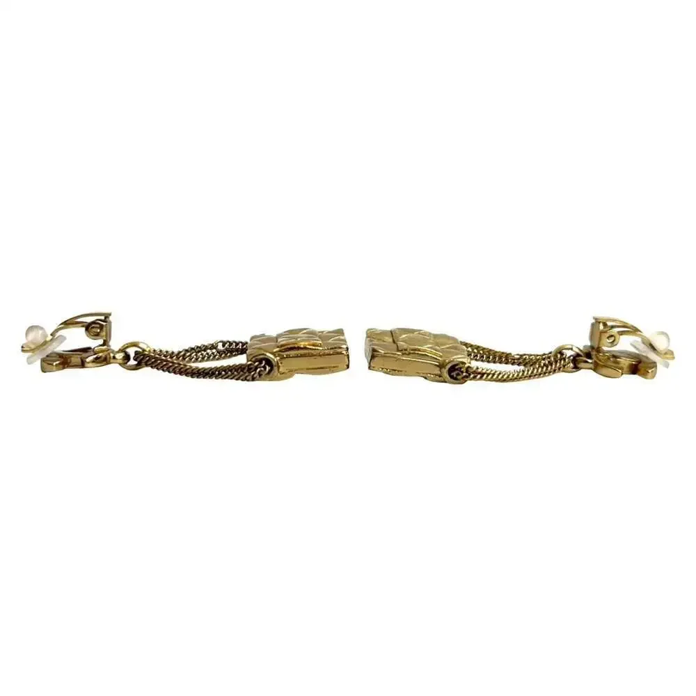 CHANEL authentic gold