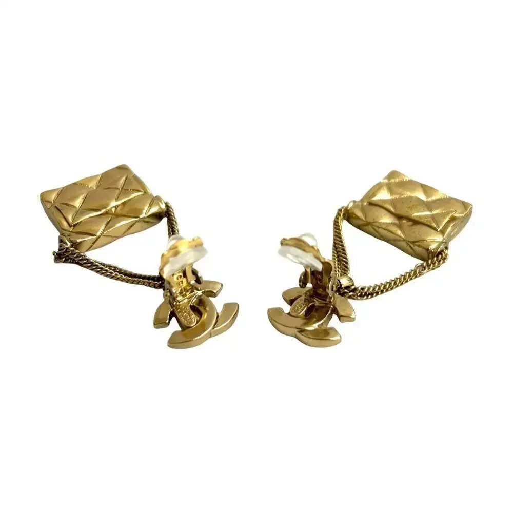 CHANEL authentic gold