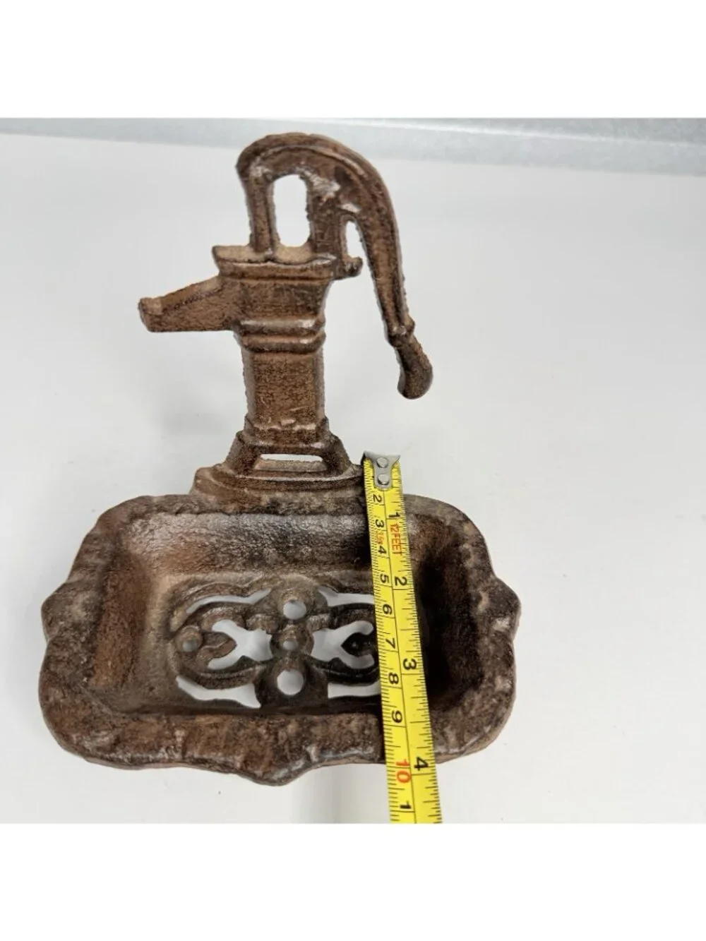 N/A rustic cast