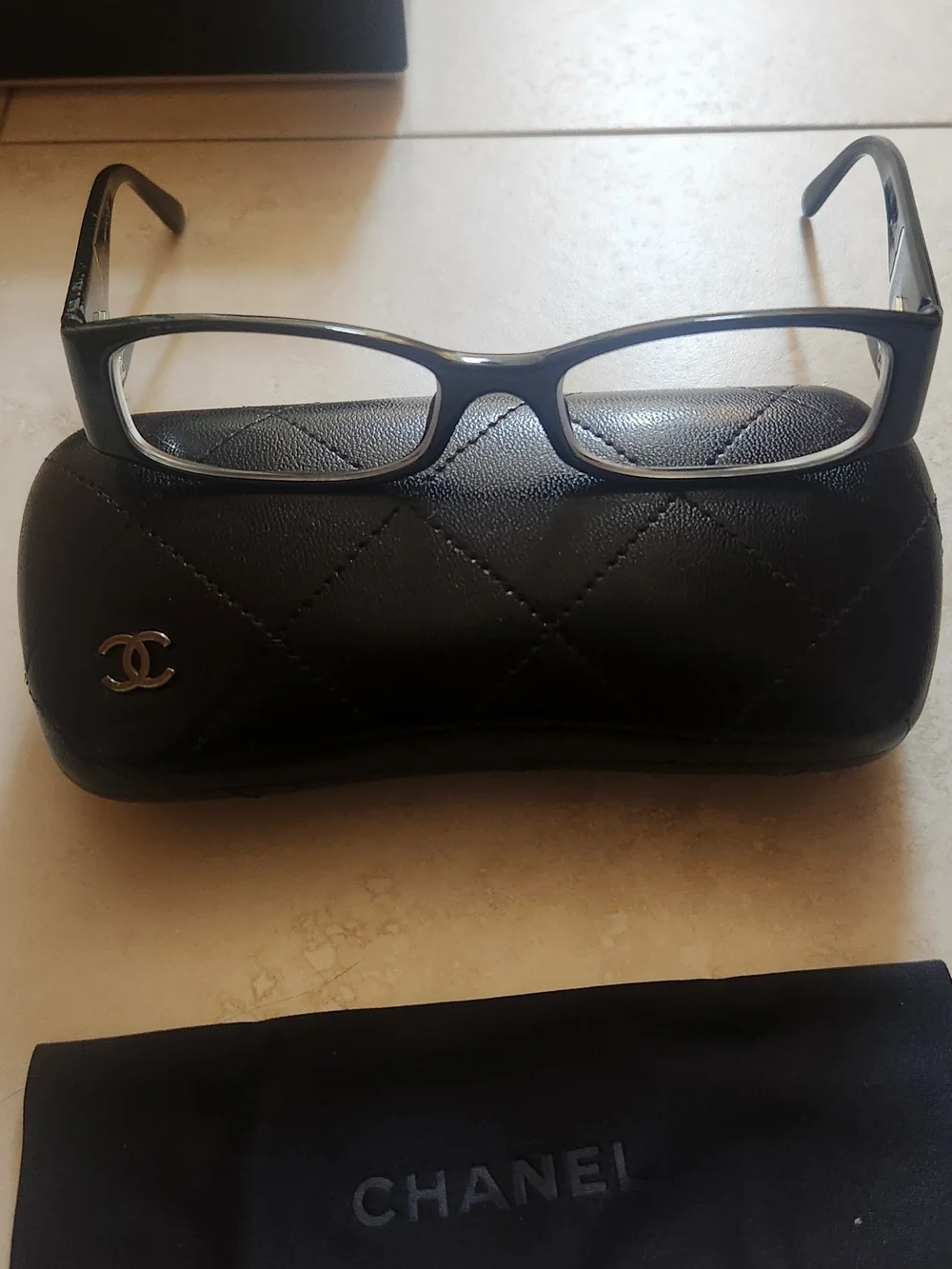 CHANEL classic black
