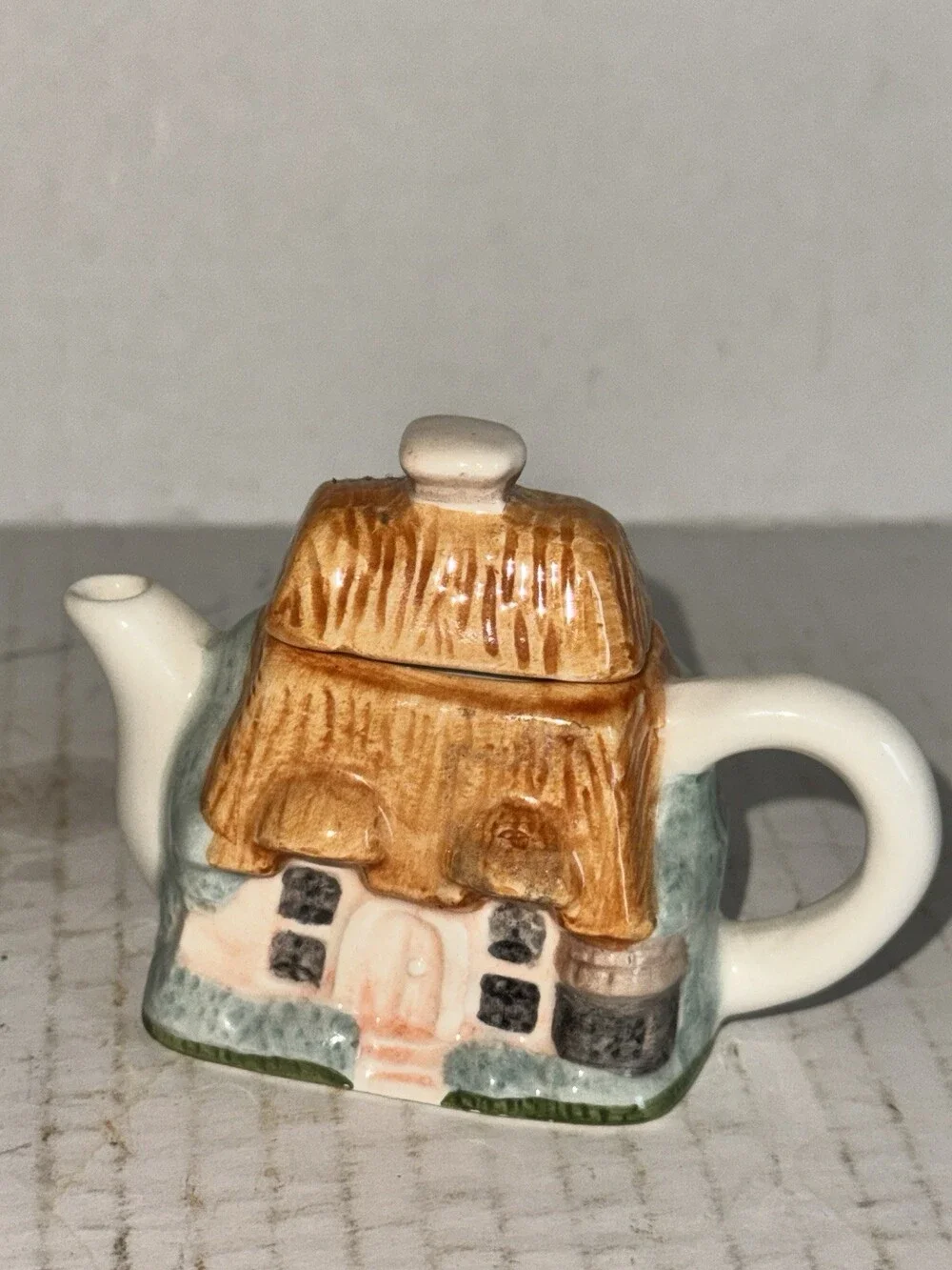 N/A charming miniature