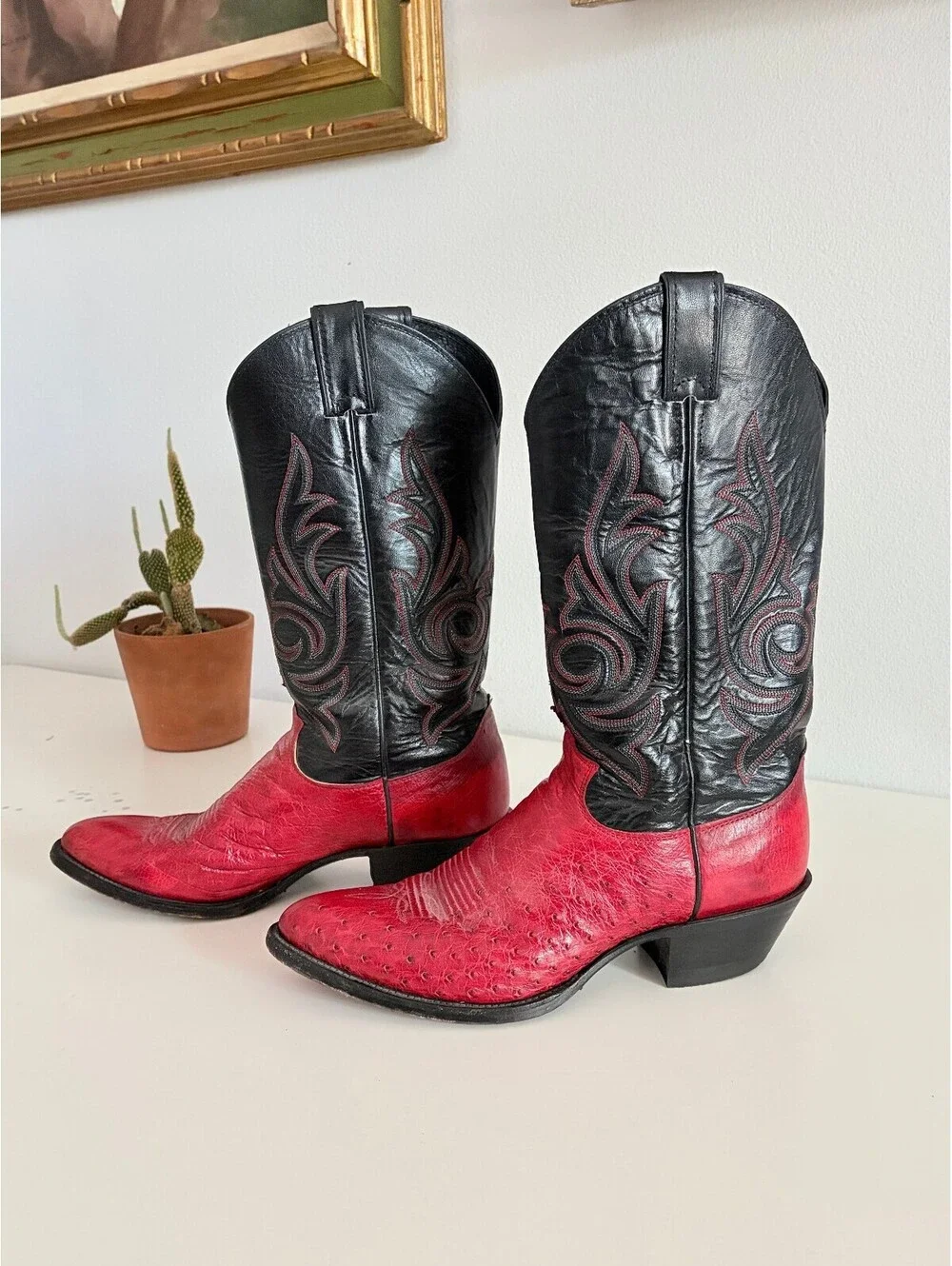 Justin Vintage Cowboy Boots Ostrich Leather Red & Black Style 40476 Size 9.5B