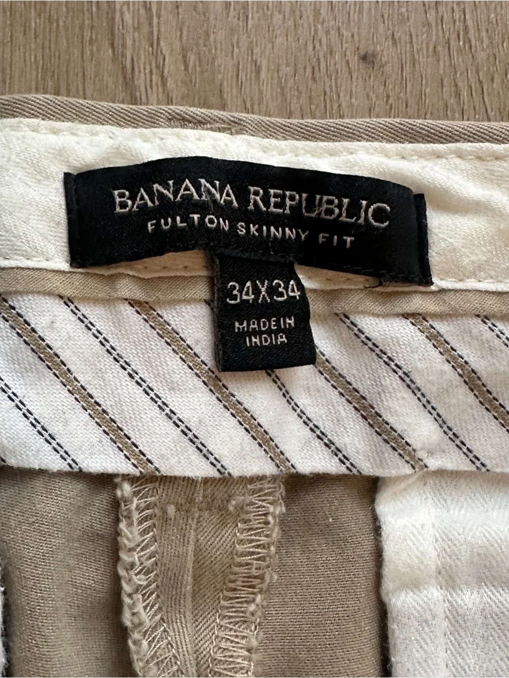 Banana Republic fulton fit