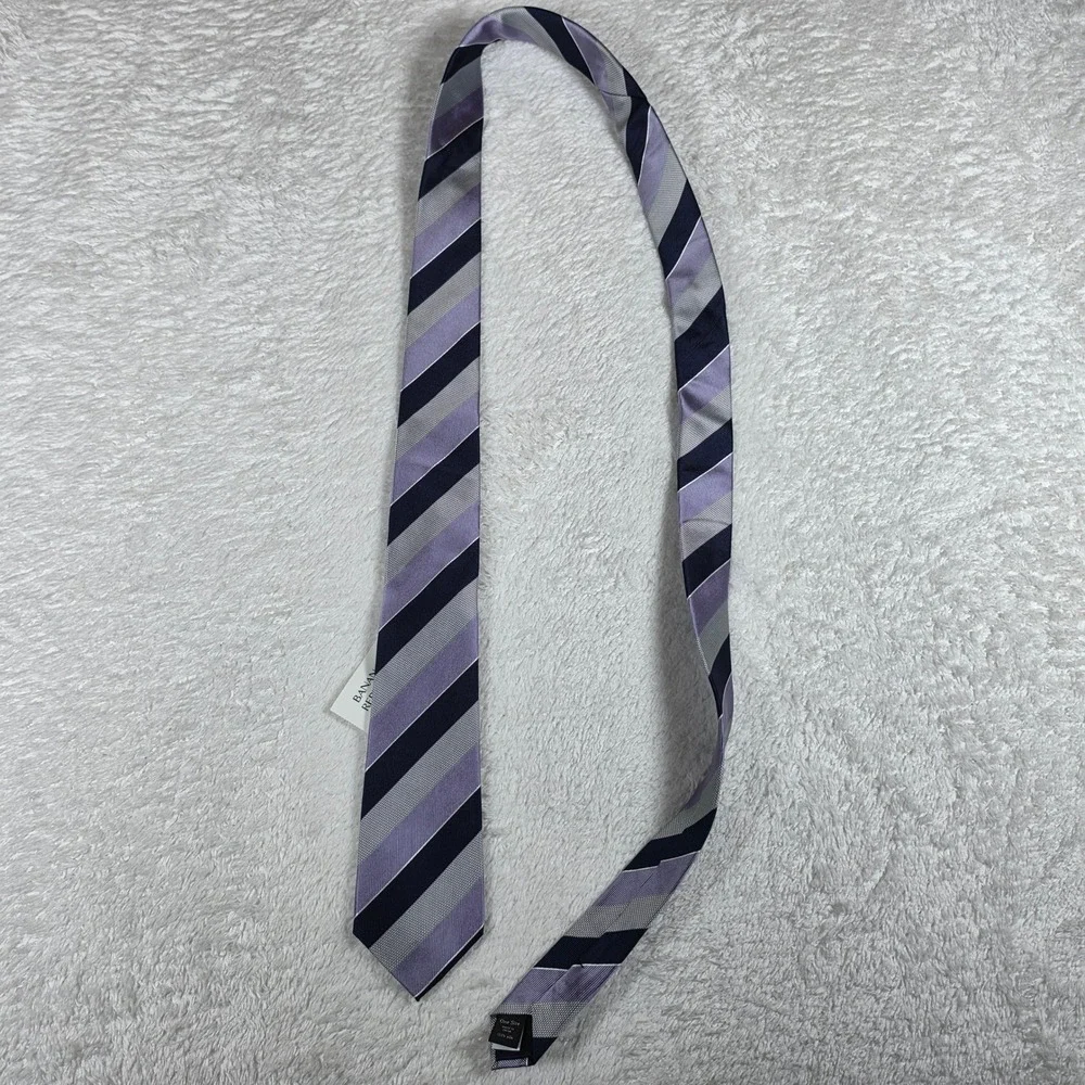 NEW Banana Republic Striped Mens OS Lavender Navy Silk Necktie 399339-00