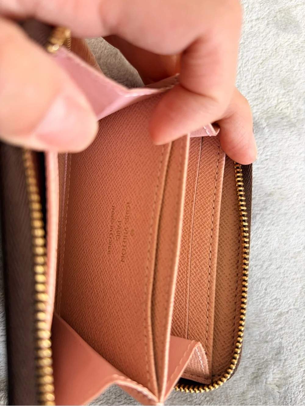 Louis Vuitton cute lv
