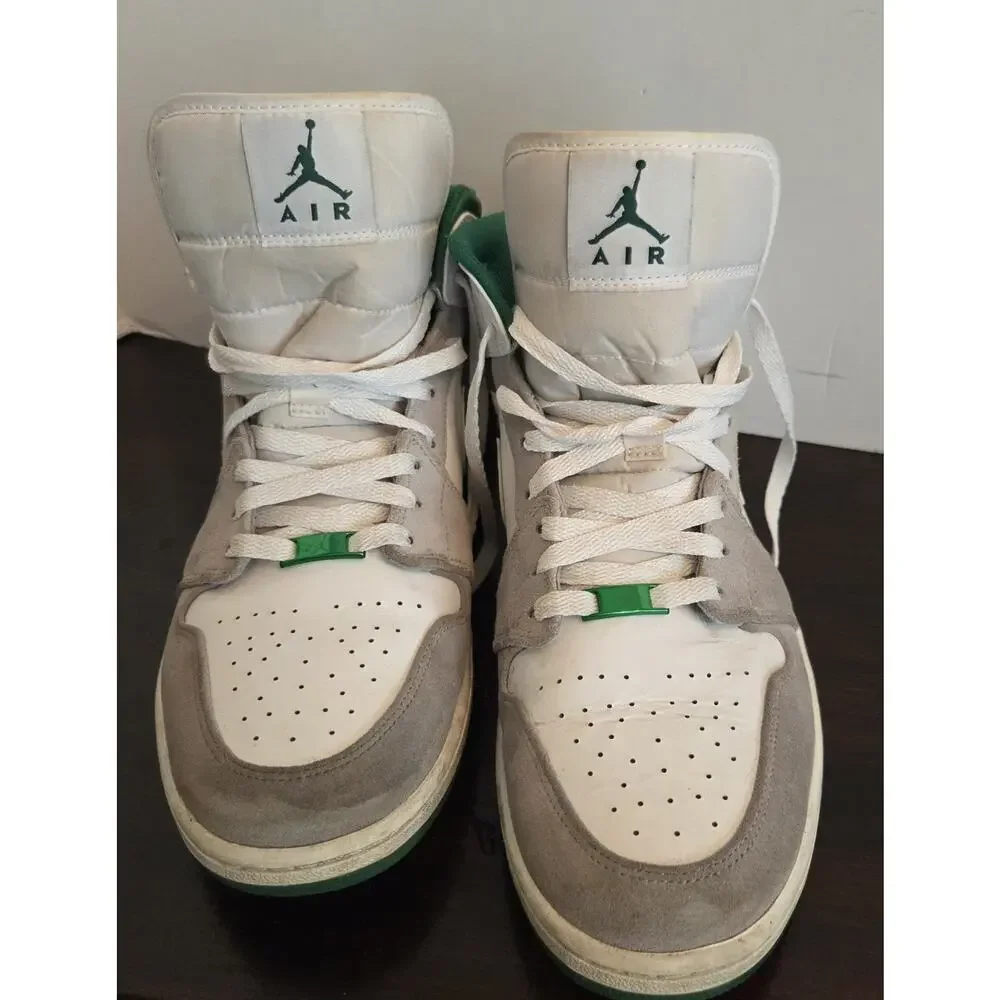 Jordan clean light