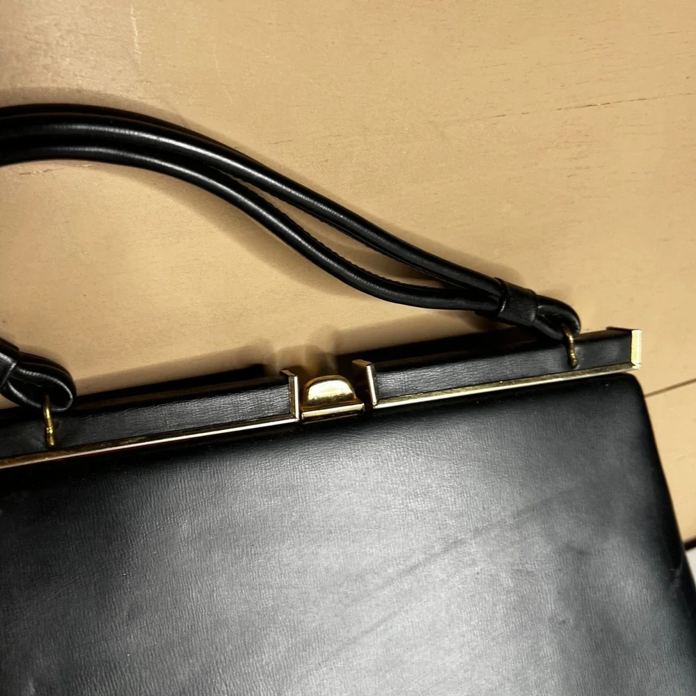 Dover vintage handbag