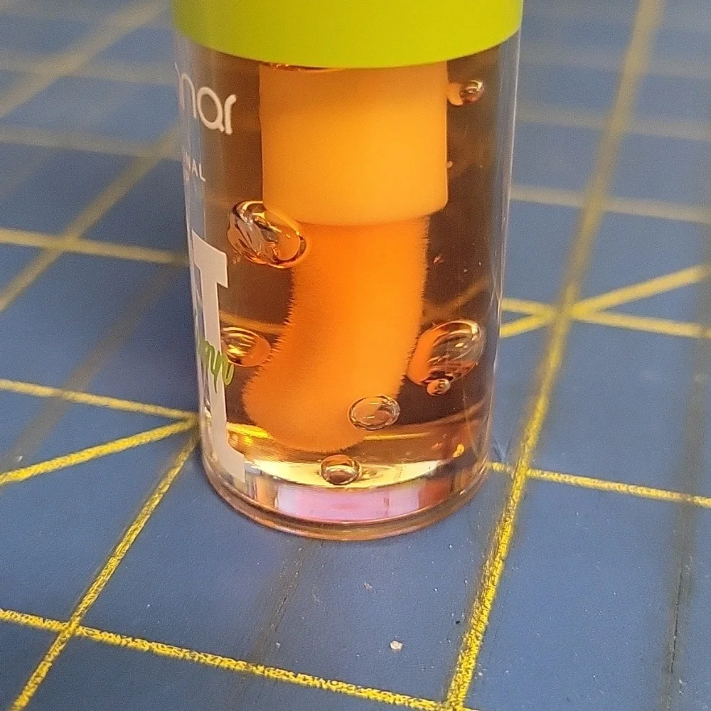 fiovnnar hours oil shine