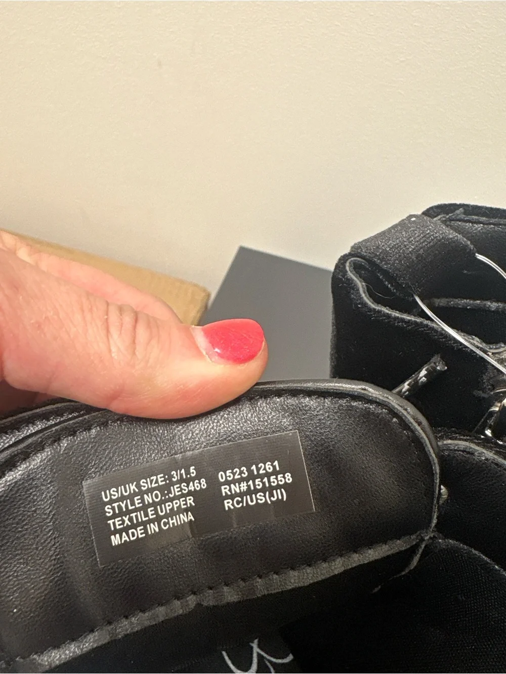Jessica Simpson stylish black