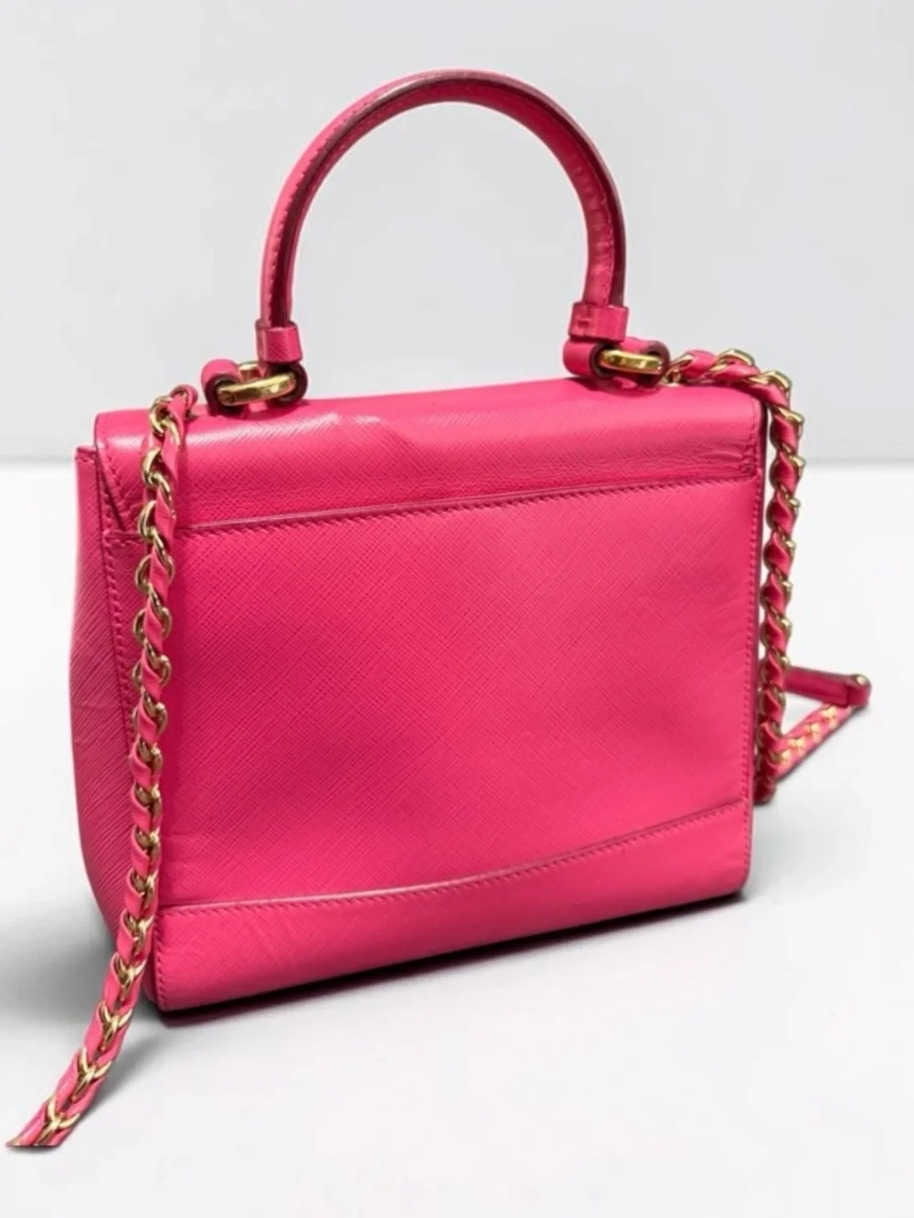 Salvatore Ferragamo description beautiful