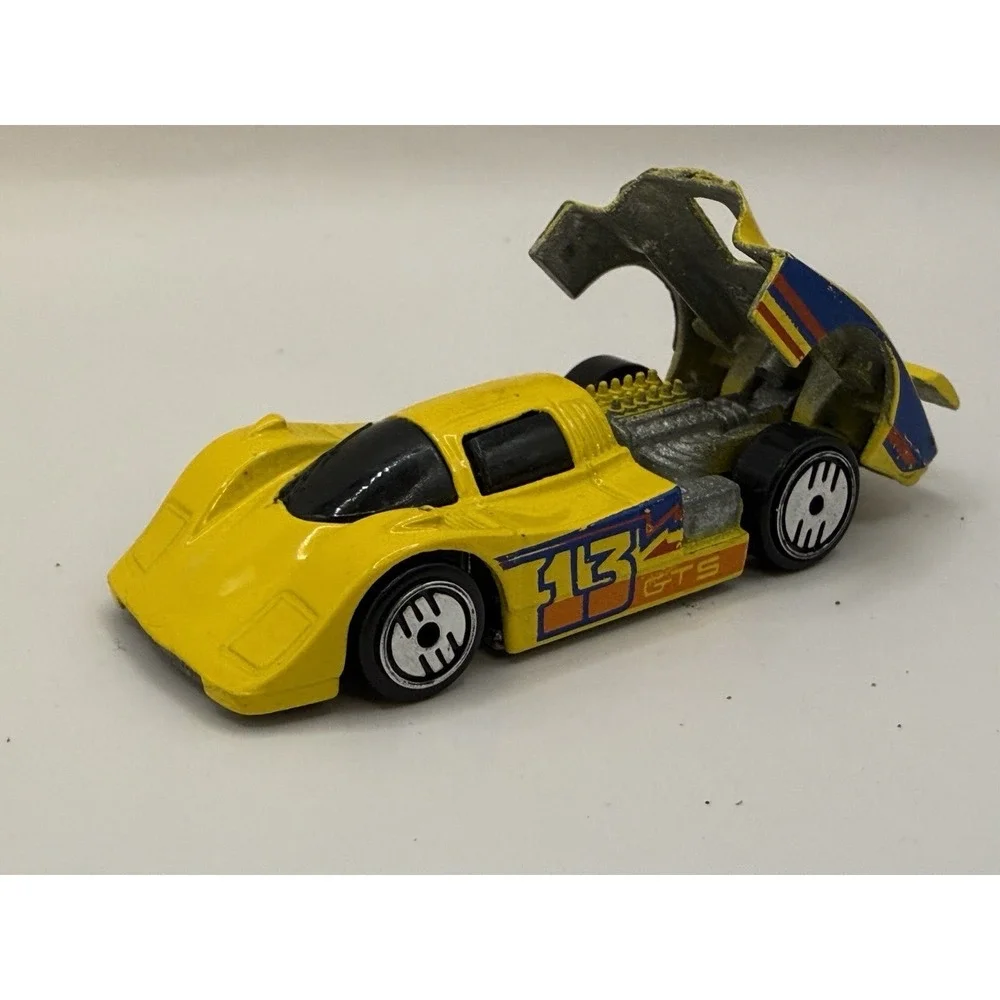Hot Wheels Sol-Aire‎ CX4 Yellow #13 GTS 1983 Malaysia Diecast w/ Case
