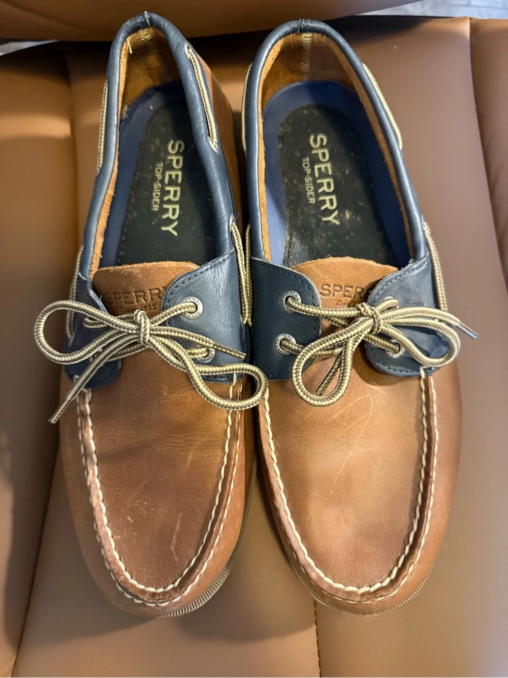 SOLD!!!Shoes with Navy Collars Mens 10.5