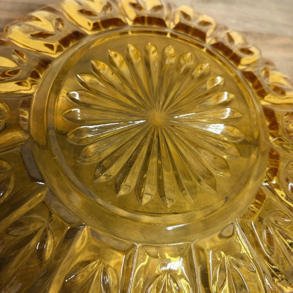 Vintage Federal Glass Amber Petal Sunflower Bowl Mid Century Pressed Glass 10.5