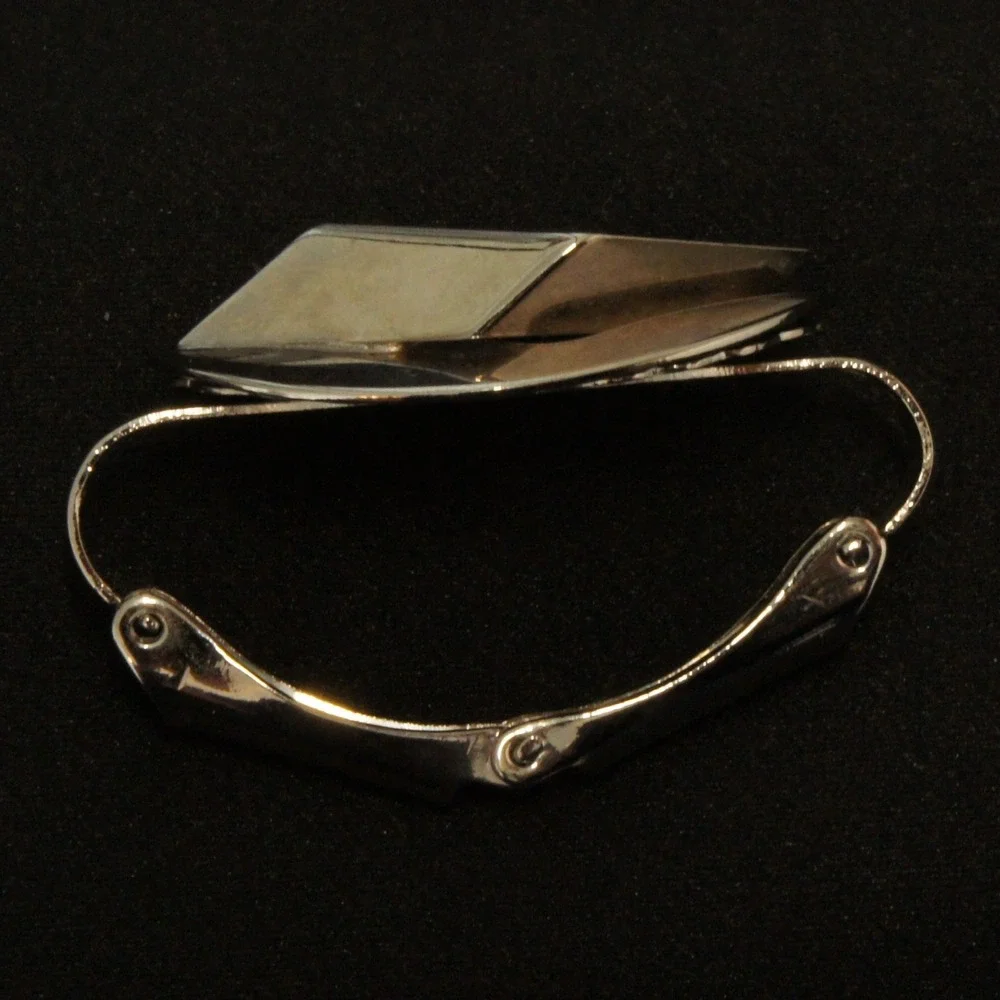 N/A vintage tie