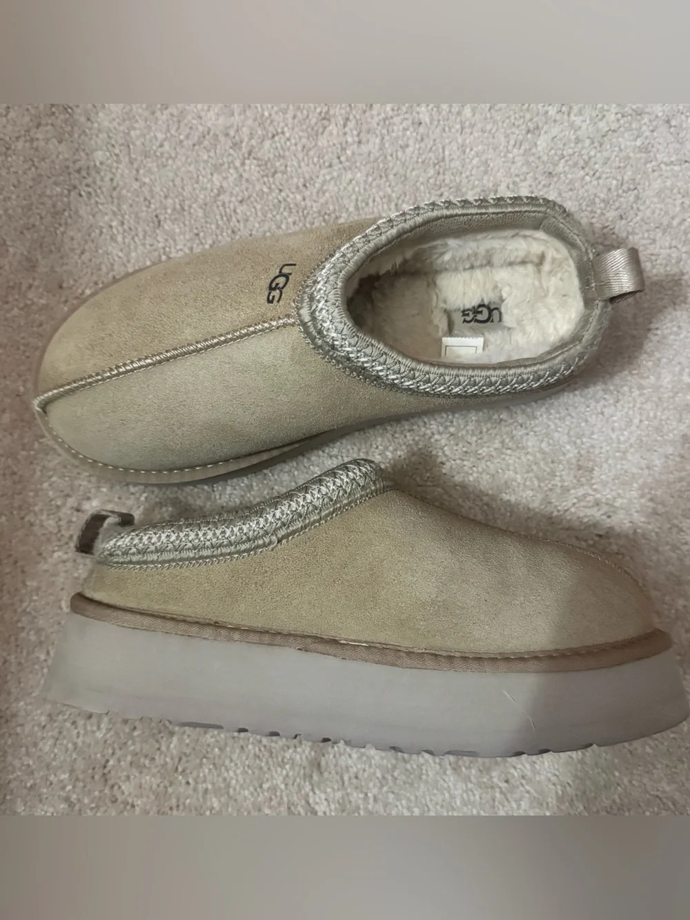 Women’s UGG Tazz Beige Suede Slip-On Clog Slippers size 42 (10.5)