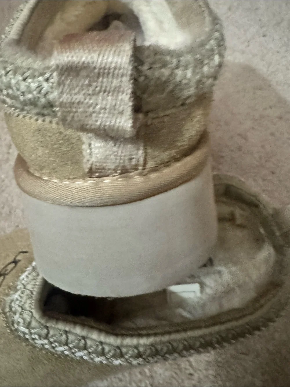 UGG this listing
