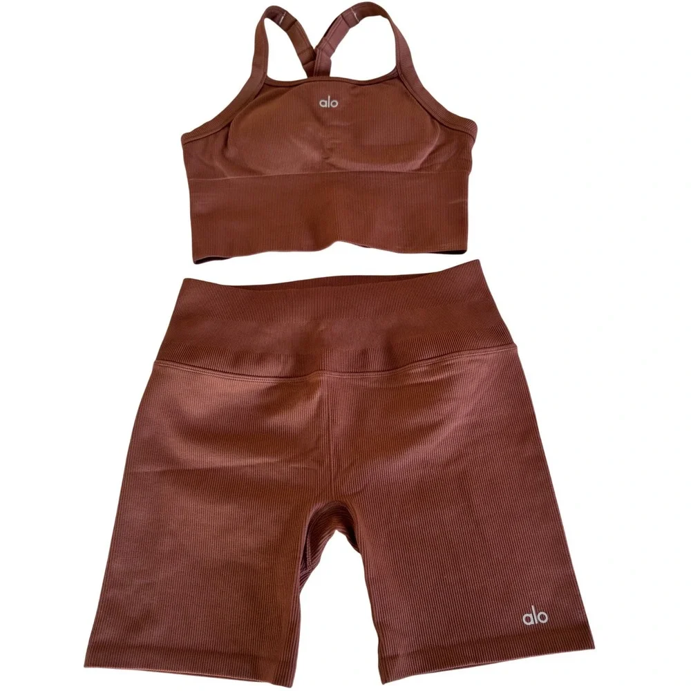 ALO Yoga shop confidence