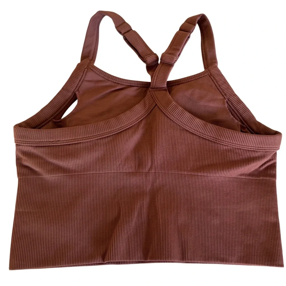 ALO Yoga shop confidence