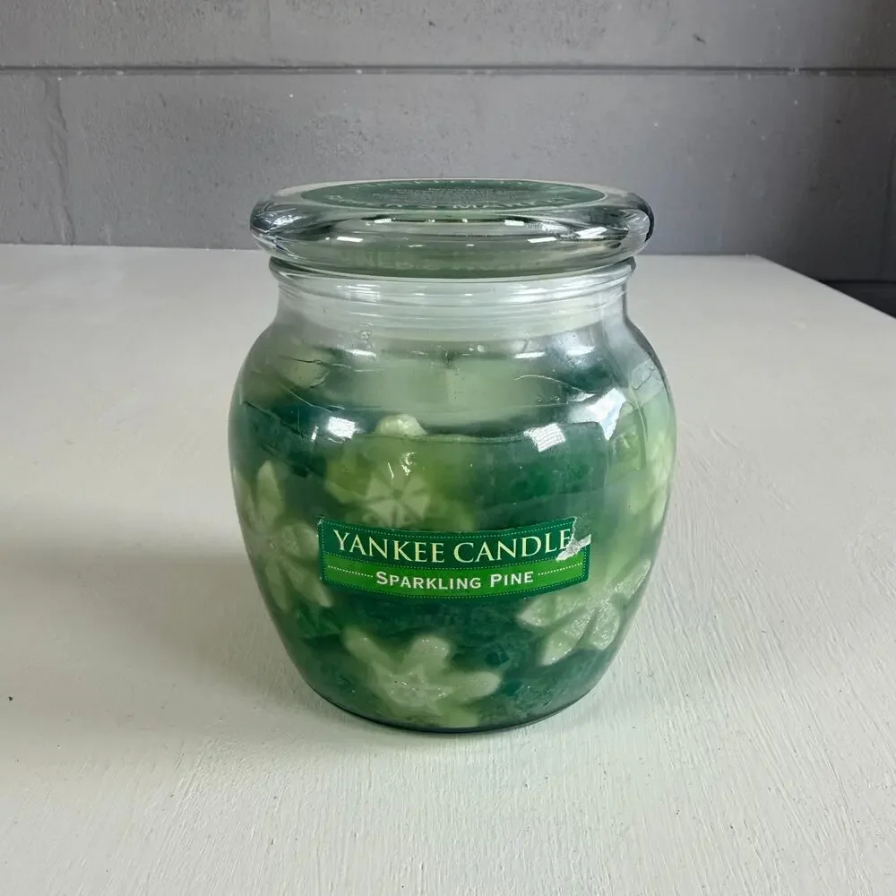 YANKEE CANDLE Sparkling Pine Farmer's Market 15.5oz Jar RETIRED Rare Snowflake