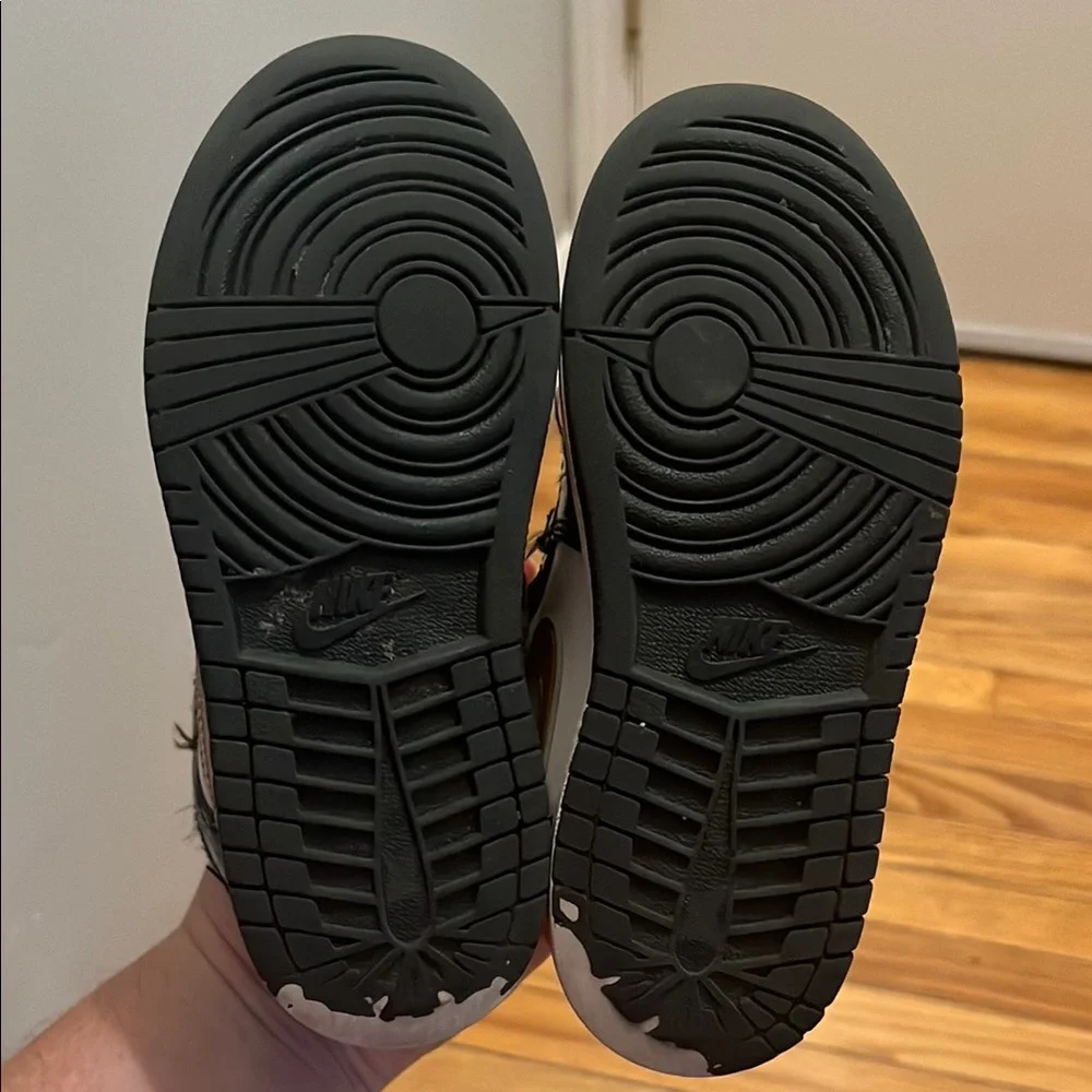 Nike stylish black