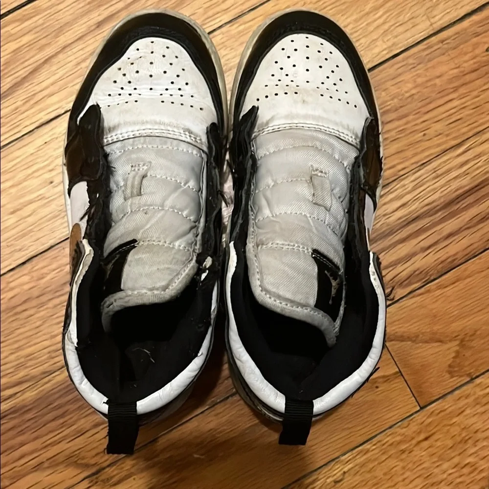 Nike stylish black