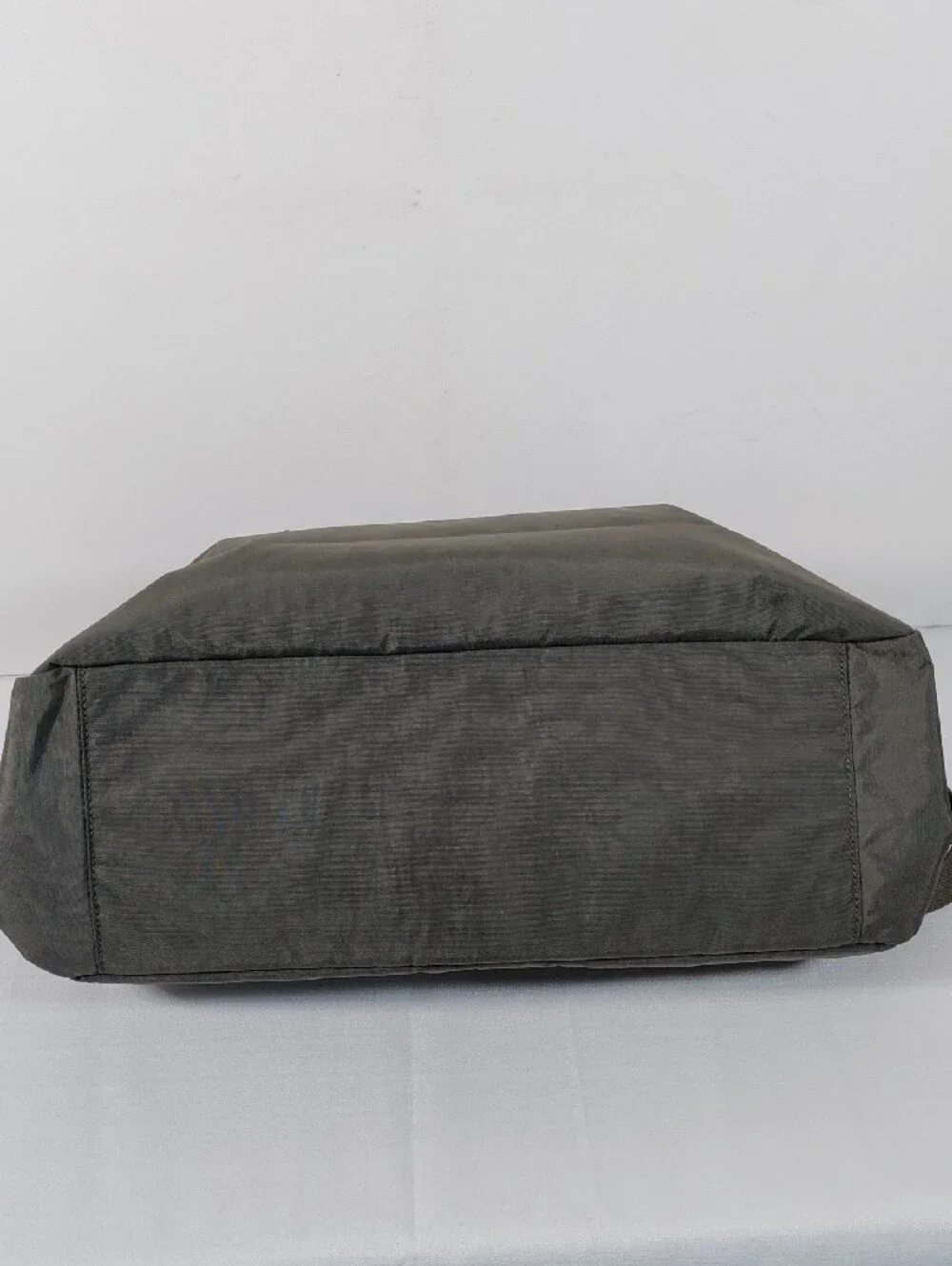 I400 Kipling green Eugina XL Weekender Duffle Bag
