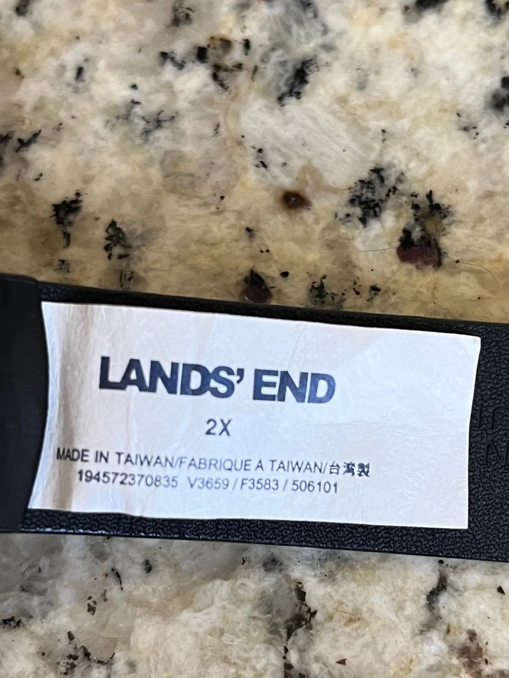 Lands End excellent pre