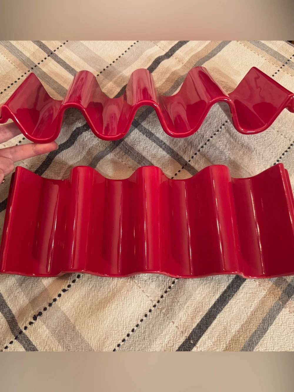 Mesa Mia by Jenny Martinez Set of 2 Stoneware Taco Holders