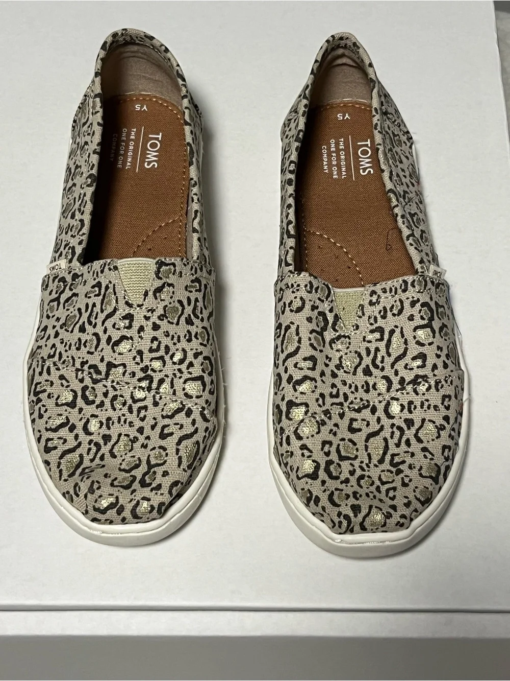 Toms easy slip